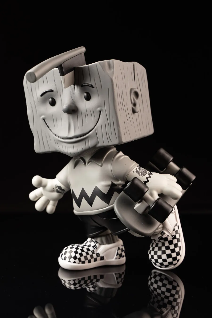 Blockhead BW - signed by sculptor 1/1