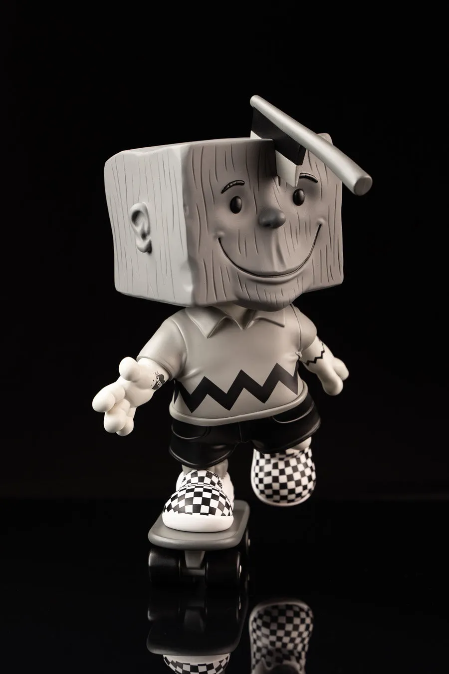 Blockhead BW - signed by sculptor 1/1