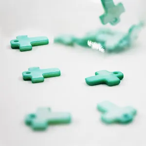 Cross 30pcs 6mm x 8mm
