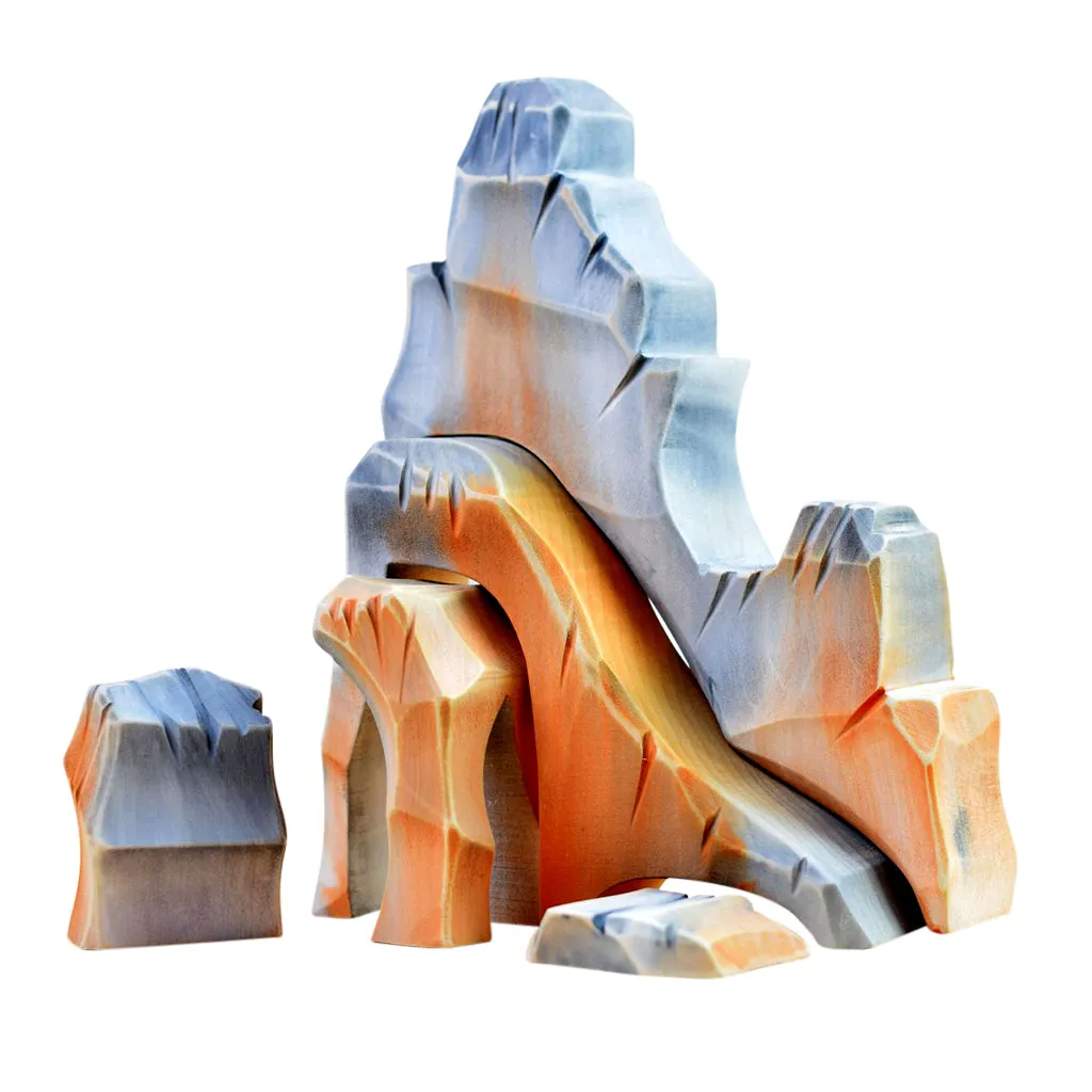 Large Wooden Mountain Cliff