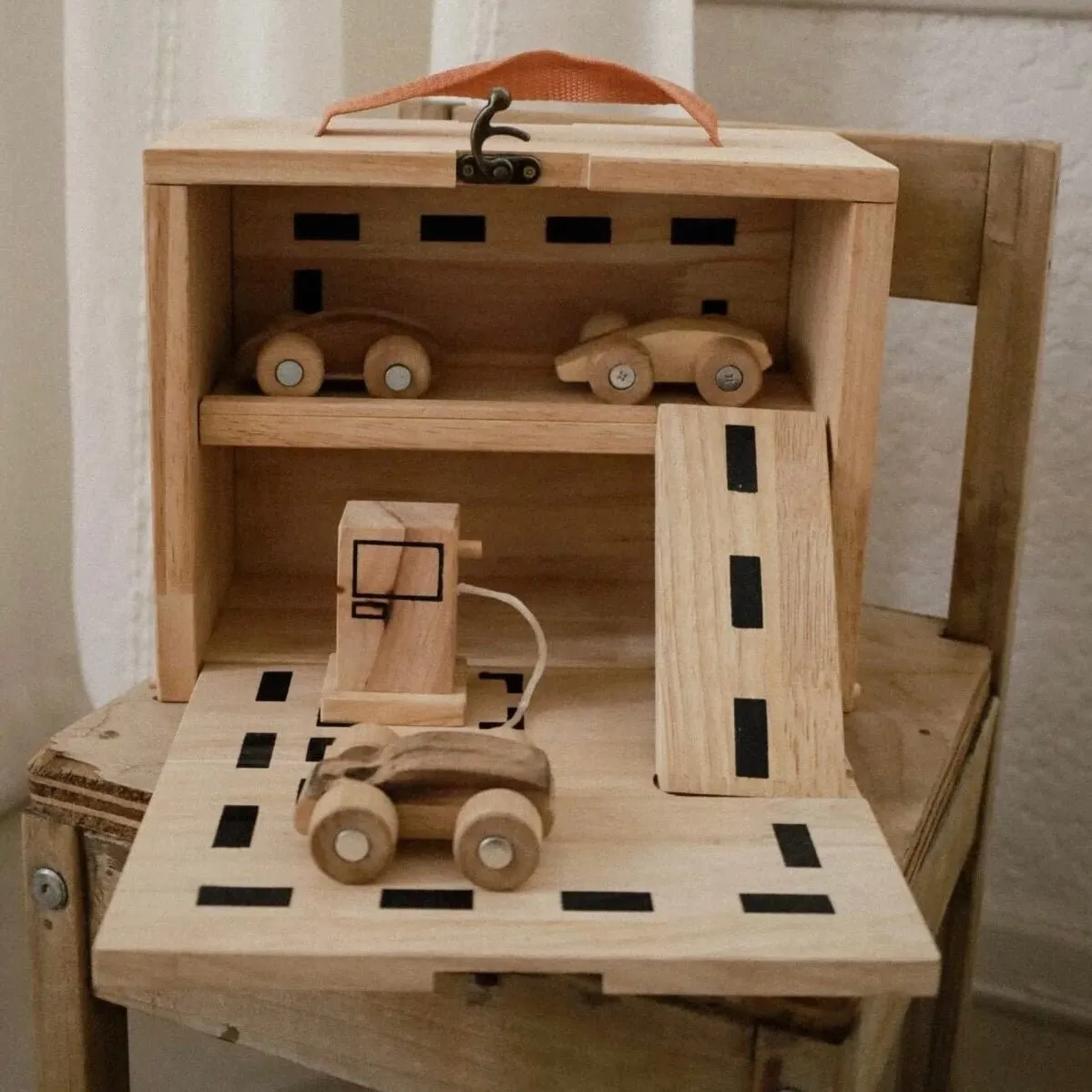 Natural Wood Portable Car Set