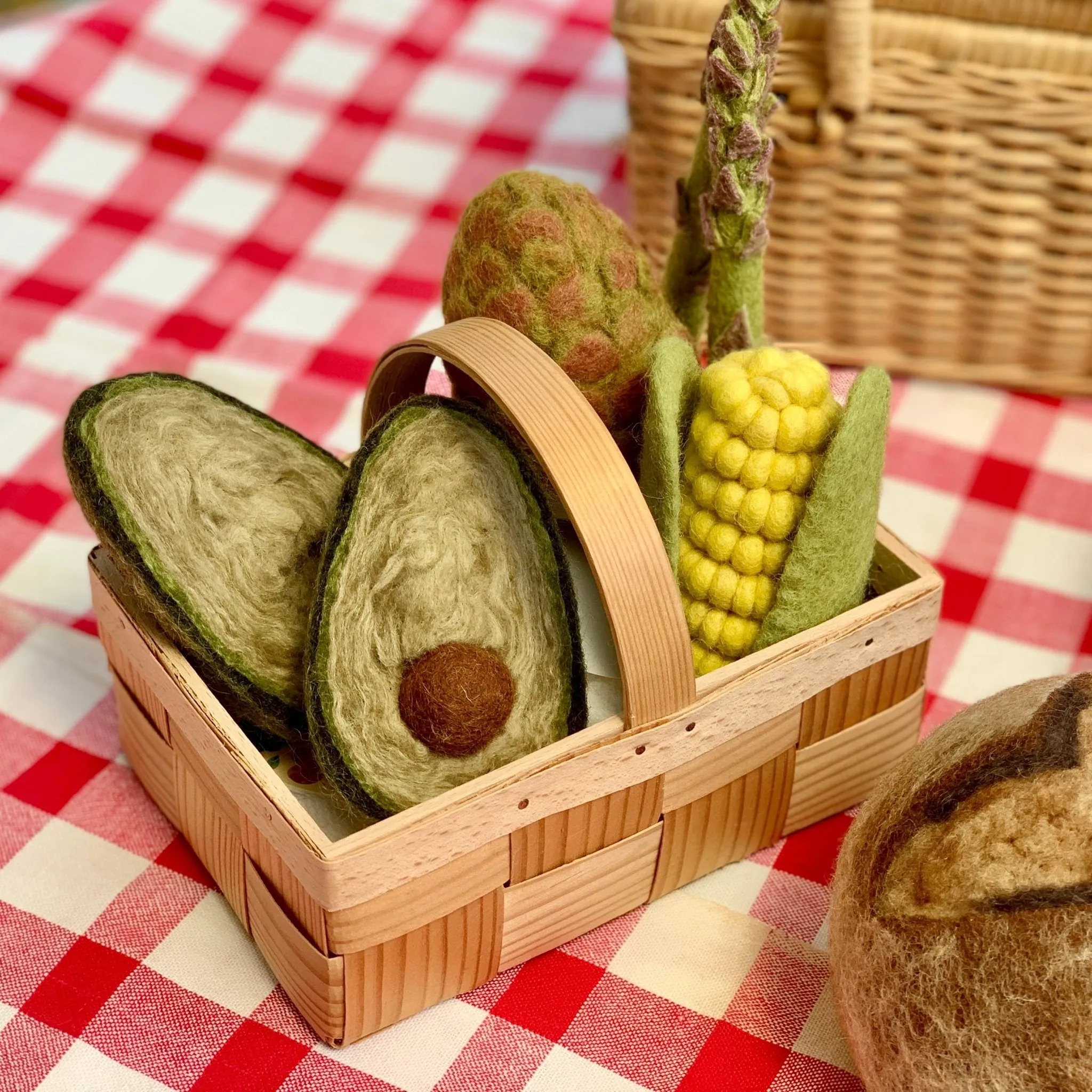 Needle-felted Play Food 2 Asparagus Spears